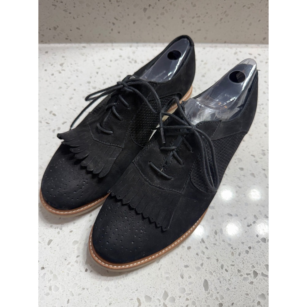 UGG Oxford Shoes Women 8.5 Black EUC Suede Kiltie Fringe Brogue Classic wing tip
